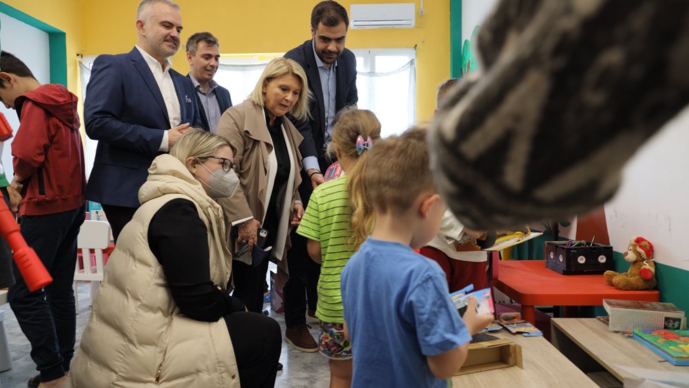 Υπ. Μετανάστευσης και Ασύλου: Πρόγραμμα για την πλήρη ένταξη ασυνόδευτων προσφύγων, που ενηλικιώθηκαν στην Ελλάδα