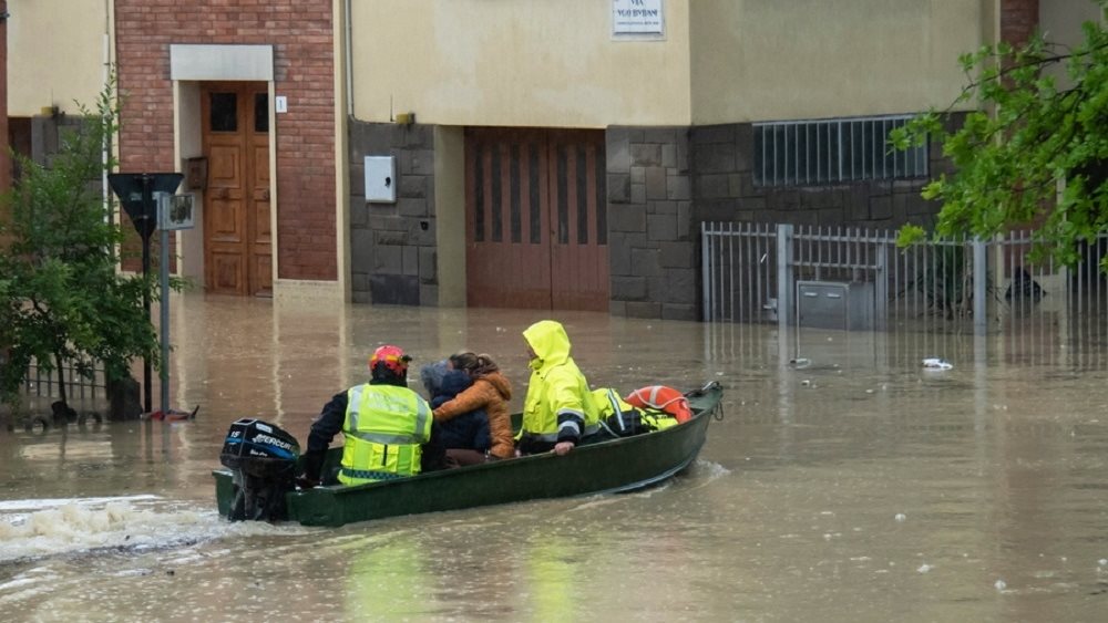 Ιταλία: Εννέα οι νεκροί από την κακοκαιρία, πάνω από 13.000 άνθρωποι εγκατέλειψαν τις εστίες τους