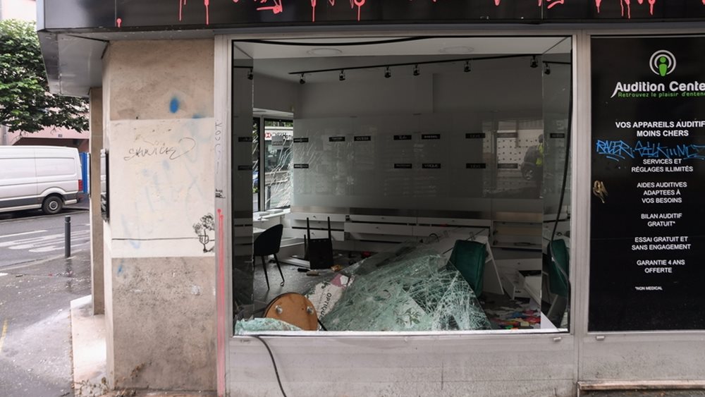 Γαλλία-ταραχές: Χωρίς τέλος η βία - Δραματικός ο απολογισμός των ζημιών