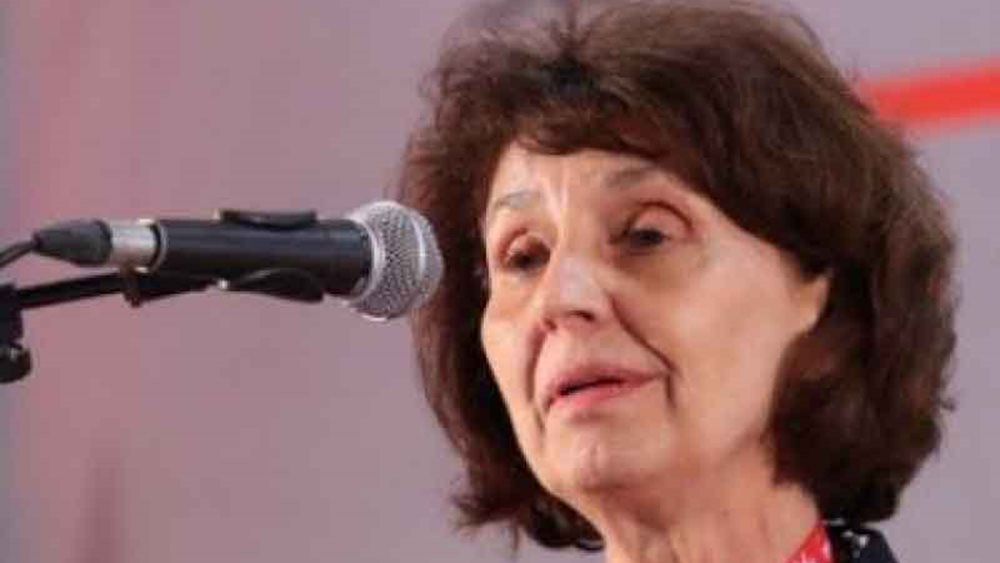 Η πρόεδρος της Β. Μακεδονίας Σιλιάνοφσκα κατηγορεί... την Ελλάδα για &quot;μη υπεύθυνη στάση&quot; έναντι της Συμφωνίας των Πρεσπών