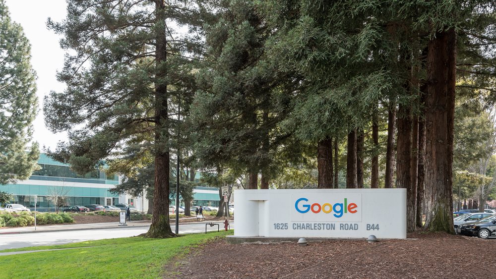 Google: Επενδύει 4,4 δισ. δολάρια στην ινδική Jio Platforms