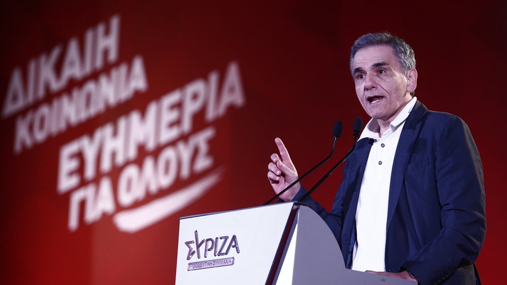 E. Τσακαλώτος: Δικαίωμα σε αξιοπρεπή στέγη, προστασία της πρώτης κατοικίας
