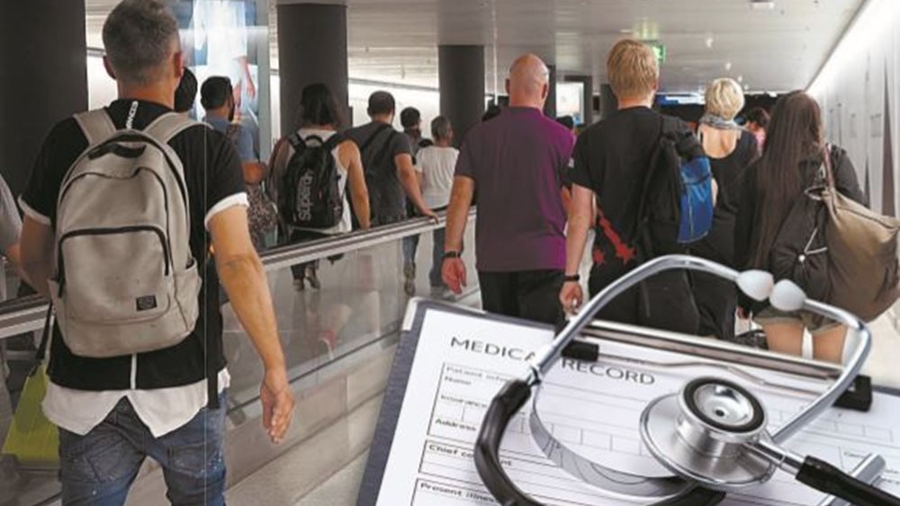 Η &quot;λευκή λίστα&quot;: Είκοσι χώρες παίρνουν τουριστικό &quot;διαβατήριο&quot; για την Ελλάδα