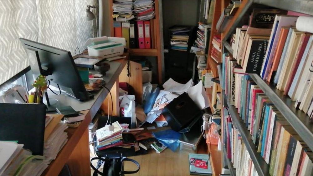 Φωτογραφία από το σπίτι της Εισαγγελέως Τουλουπάκη - Τι έψαχναν οι διαρρήκτες στο γραφείο της