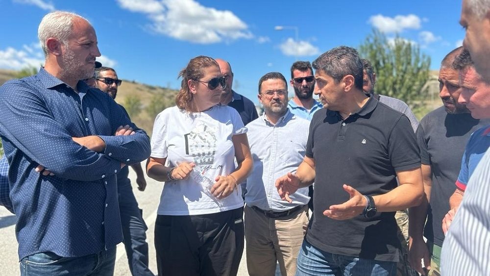Λ. Αυγενάκης από Λάρισα: Η κυβέρνηση είναι εδώ και δίνει μάχη για να κλείσουν το συντομότερο οι πληγές