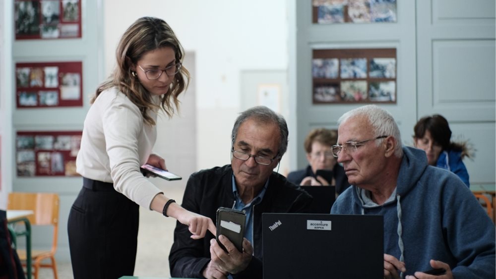 Δέκα κοινωφελή Ιδρύματα για την Κοινωνία των Πολιτών