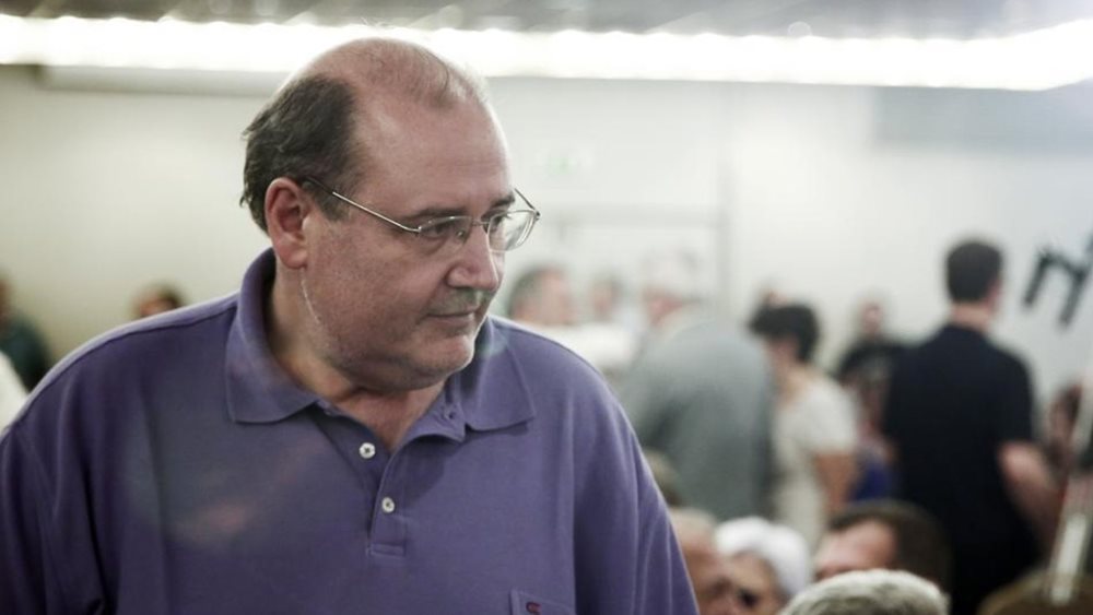 Φίλης: Να εξεταστεί το ενδεχόμενο να μη μειωθούν οι συντάξεις το 2019