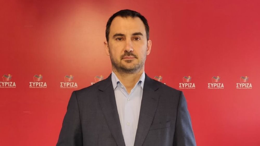Χαρίτσης: Η κυβέρνηση εκλέχθηκε με σημαία τη μεσαία τάξη αλλά αρνείται να τη στηρίξει