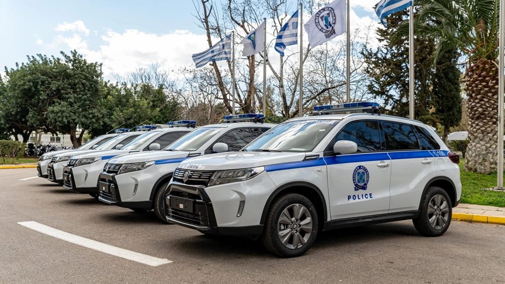 Πέντε νέα υβριδικά αυτοκίνητα για την ελληνική αστυνομία-Ποιος εφοπλιστής έκανε δωρέα