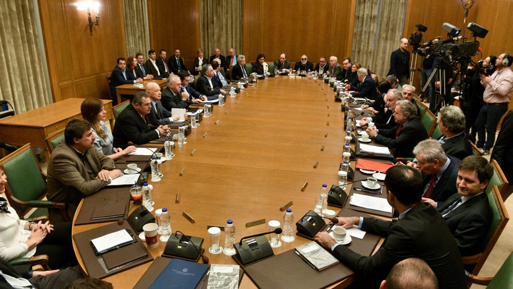 Απόπειρα Τσίπρα για αναστροφή των εντυπώσεων  μετά το φιάσκο