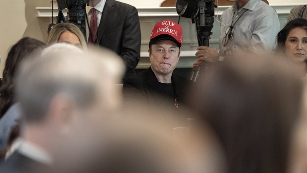 Η Ευρώπη "γυρίζει την πλάτη" στην Tesla - Βουτιά πωλήσεων τον Απρίλιο
