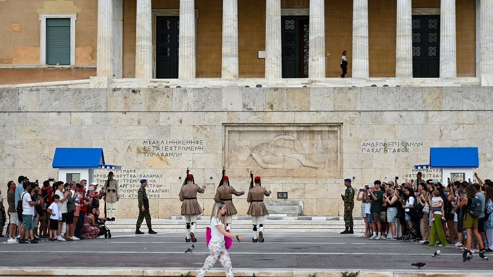 Στάσιμες οι πληρότητες στα ξενοδοχεία της Αθήνας - Τι λένε οι ξενοδόχοι