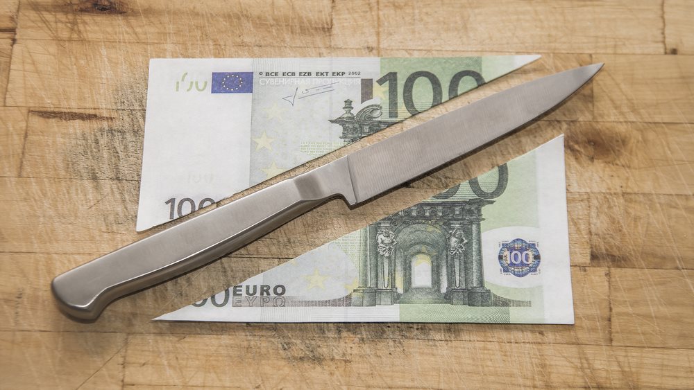 "Κόφτης" έως 20% στις νέες συντάξεις του Δημοσίου