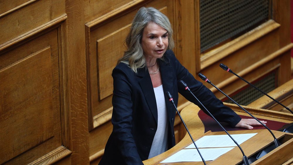 Μιλένα Αποστολάκη: Τρεις οδυνηρές αλήθειες του φετινού καλοκαιριού - Από τις φωτιές έως το σκάνδαλο ΟΠΕΚΕΠΕ