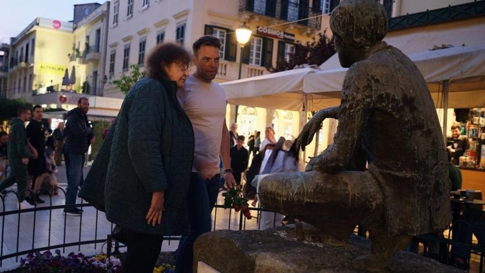 Στο Μνημείο του Κώστα Γεωργάκη στην Κέρκυρα ο Στέφανος Κασσελάκης