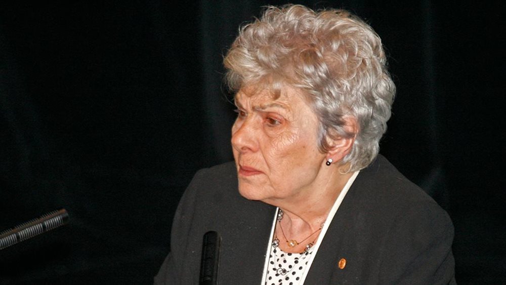 Πέθανε η ποιήτρια Κική Δημουλά
