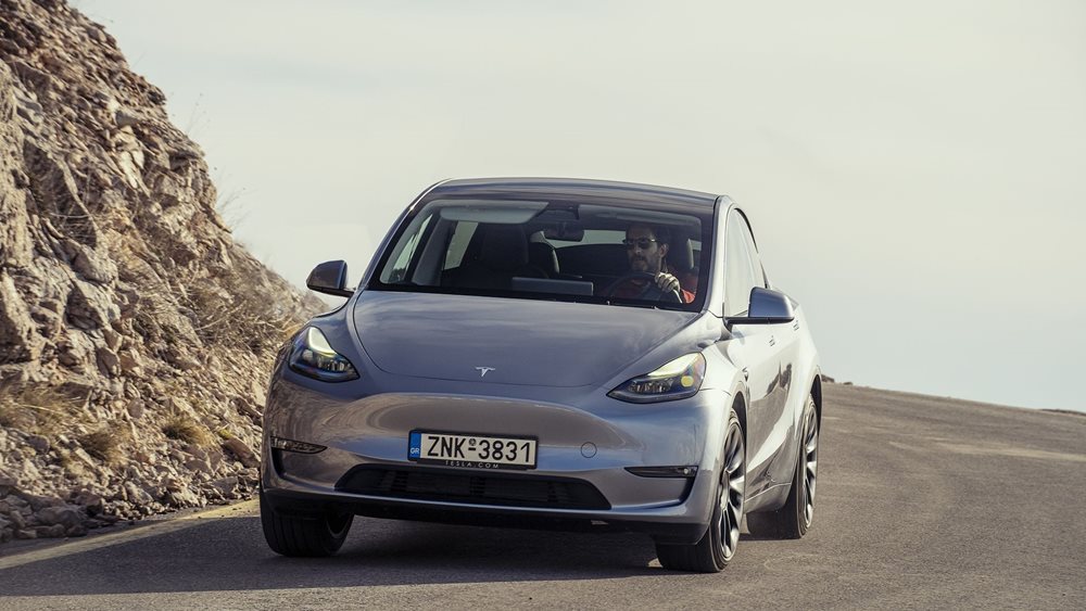 Το πρώτο αυτόνομο Tesla Model Y εντοπίστηκε στο Όστιν (video)