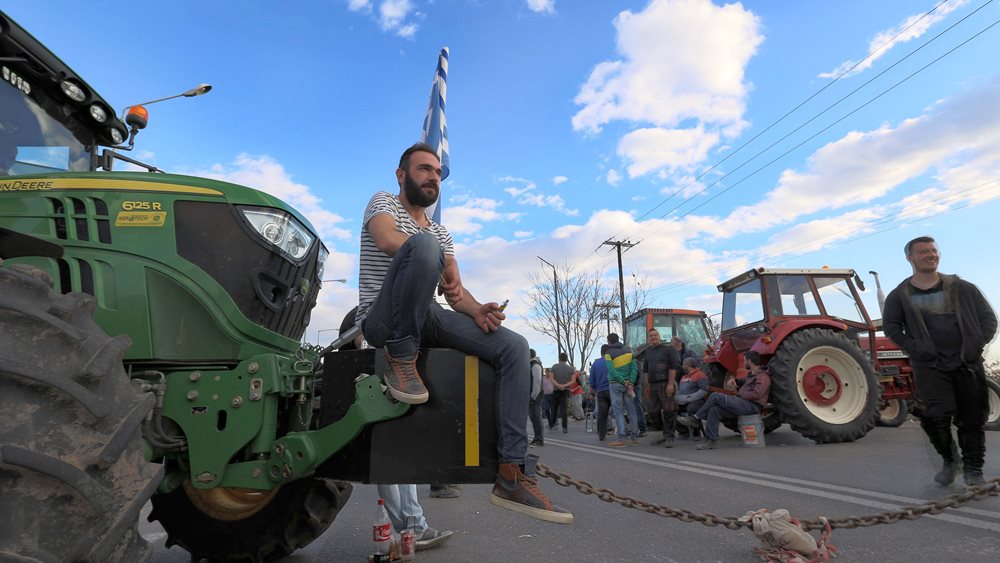 Σε κινητοποιήσεις προχωρούν οι αγρότες των Τρικάλων