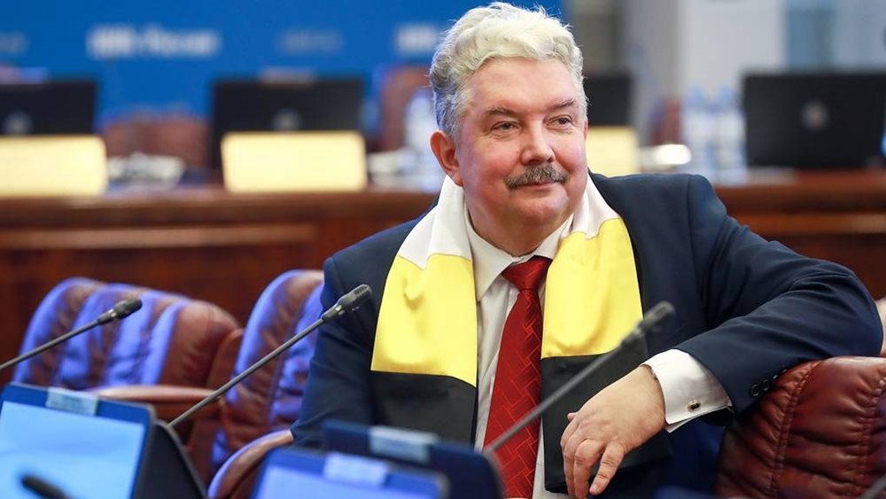 Ρωσία - προεδρικές: Ο εθνικιστής Μπαμπούριν, αφού κατέθεσε υποψηφιότητα, την αποσύρει και στηρίζει... Πούτιν