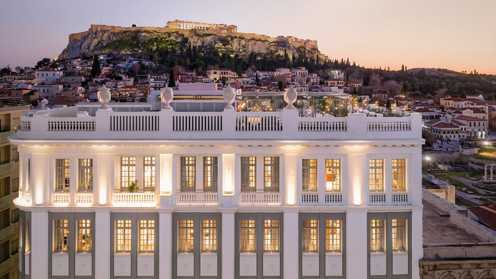 THE DOLLI: &#39;To ομορφότερο ξενοδοχείο στον κόσμο&#39; με υπογραφή PRIX VERSAILLES