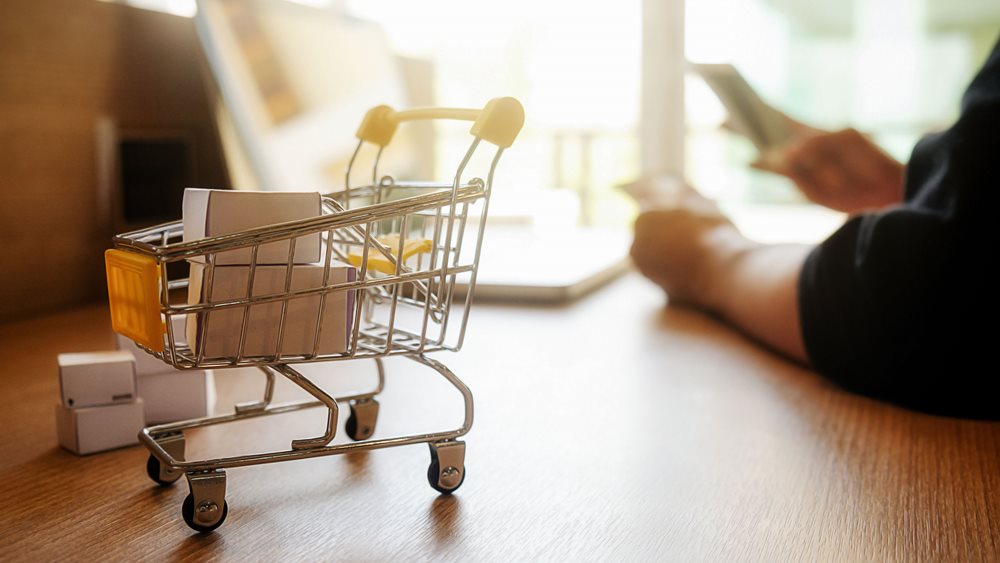 Στα όρια τους e-shops και ταχυμεταφορές