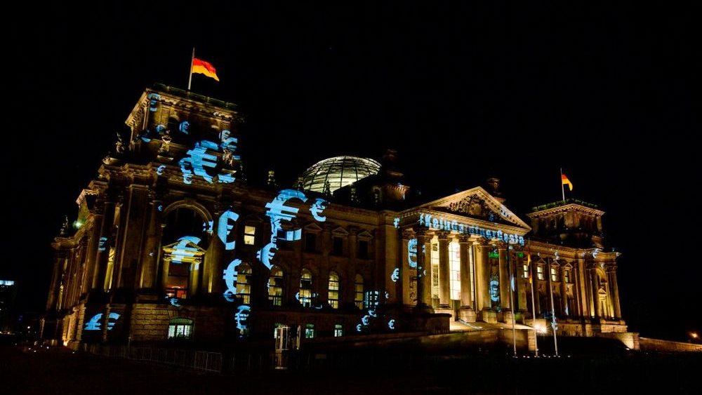 Η ανησυχητική στροφή της Γερμανίας στον κρατικό καπιταλισμό και το "μπαζούκα" των 1,3 τρισ. ευρώ