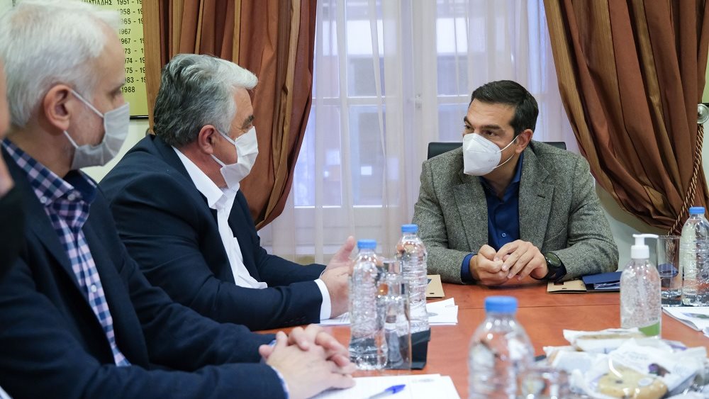 Τσίπρας: Η μεσαία τάξη είναι το πρώτο μεγάλο θύμα της κυβέρνησης στην οικονομία