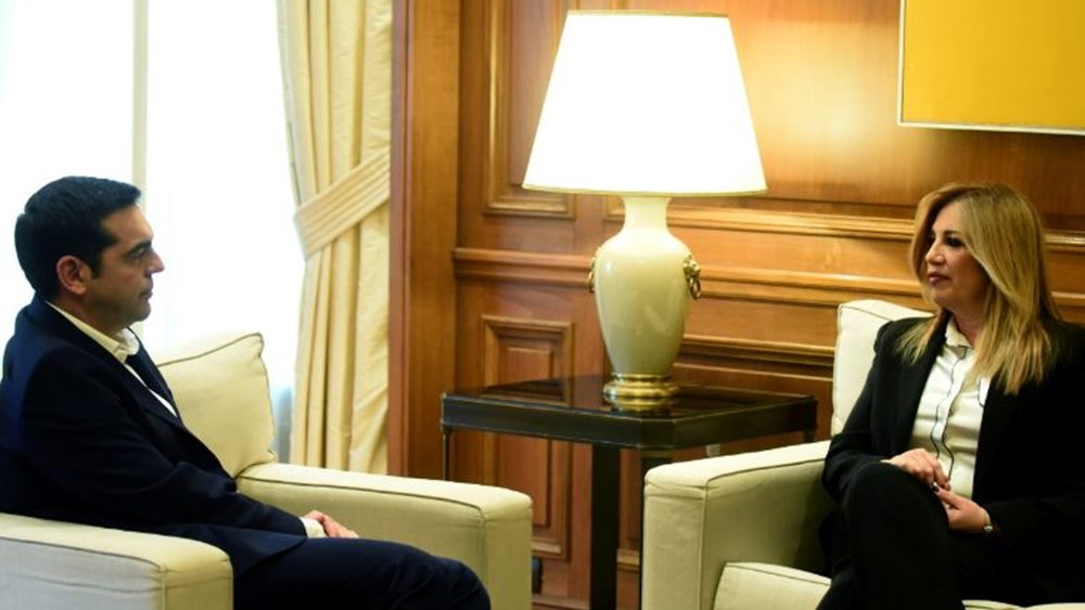 Γιατί ο Τσίπρας &quot;άρπαξε&quot; την αμήχανη ατάκα Γεννηματά για &quot;προοδευτική κυβέρνηση&quot;