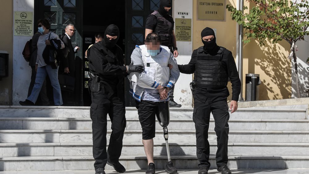 Βίντεο: Ο τρομοκράτης του ISIS που συνελήφθη στην Αθήνα, εν δράσει στη Συρία με τους τζιχαντιστές