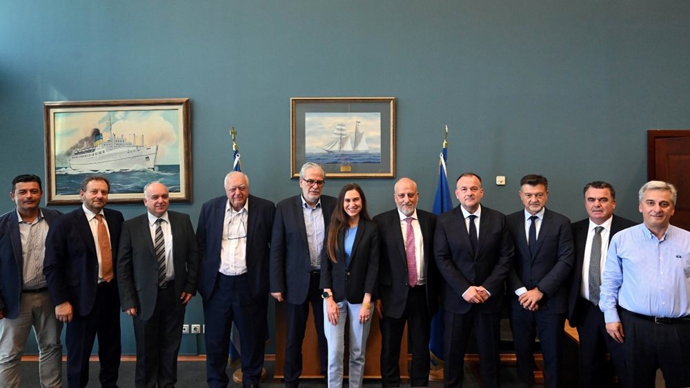 Συνάντηση Χρ. Στυλιανίδη με το Δ.Σ. του Συνδέσμου Επιχειρήσεων Επιβατηγού Ναυτιλίας