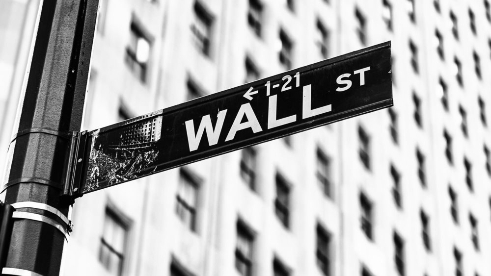 Απώλειες για Nasdaq και S&P 500 με "βαρίδι" την τεχνολογία - Γύρισε θετικός στο τέλος ο Dow