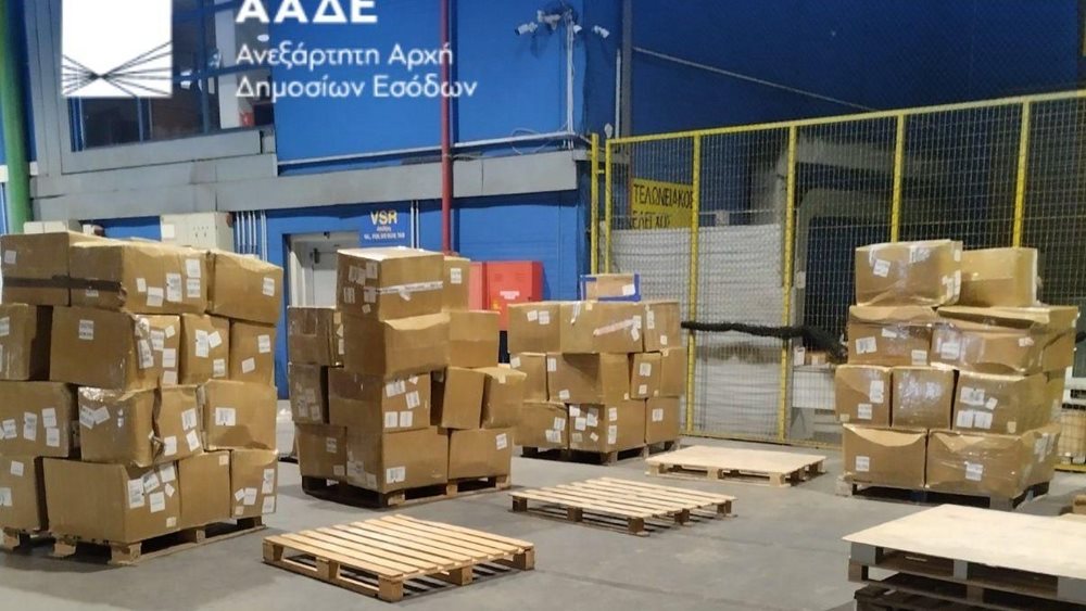 ΑΑΔΕ: 16.380 παραποιημένα προϊόντα κατασχέθηκαν στο Ελ. Βενιζέλος