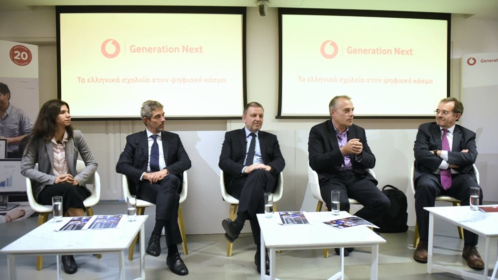 Έρευνα Ιδρύματος Vodafone: Επάρκεια στις ψηφιακές δεξιότητές τους βλέπουν οι Έλληνες εκπαιδευτικοί