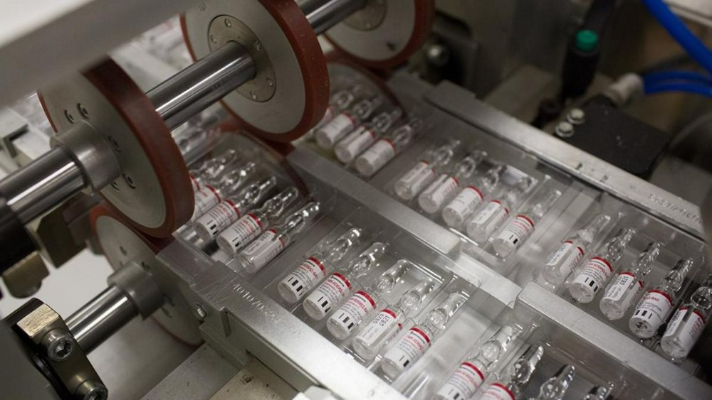 Η κυβέρνηση Τραμπ εμπόδισε νέα οδηγία της FDA για την έγκριση εμβολίων