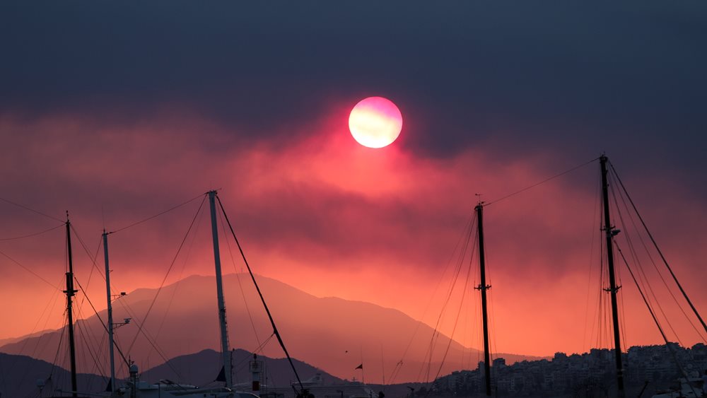 Οι τράπεζες μετρούν το κόστος από τις πυρκαγιές