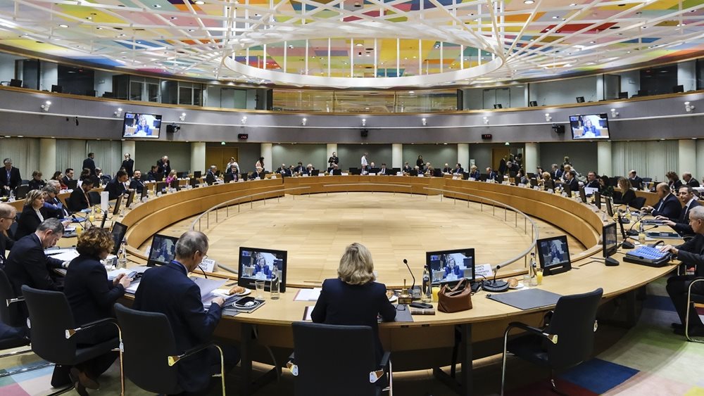 Με δύο καλές ειδήσεις για την οικονομία κλείνει το 2023