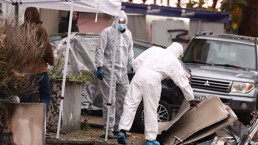 Εύοσμος: 'Επαγγελματικό χτύπημα' βλέπουν οι Αρχές πίσω από την έκρηξη - Βίντεο ντοκουμέντο