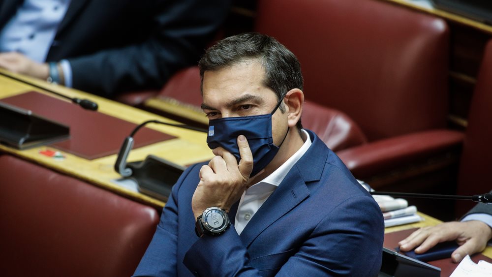 Ο Τσίπρας ζητεί την αποπομπή Μενδώνη