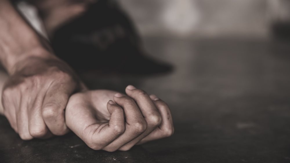 Πετράλωνα: Καθαρίστρια πολυκατοικίας καταγγέλει βιασμό από ένοικο