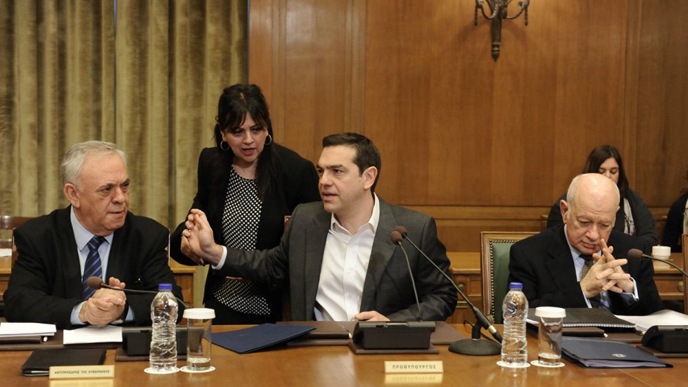 Ο Τσίπρας συγκαλεί το υπουργικό Συμβούλιο ενόψει Eurogroup