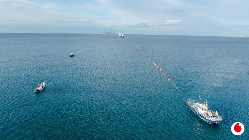 Η Vodafone κατασκευάζει νέο υποθαλάσσιο καλωδιακό σύστημα στην Ελλάδα για την ενίσχυση της συνδεσιμότητας
