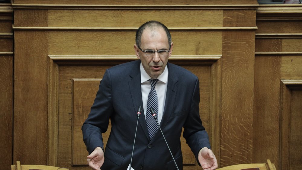 Γεραπετρίτης: Ανοιχτό το ενδεχόμενο να κλείσουν όλα τα αεροδρόμια