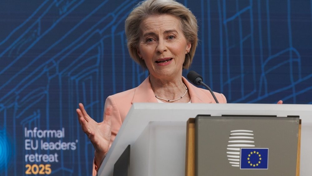 Κομισιόν: Σε δύο εβδομάδες ο οδικός χάρτης για οριστική διακοπή εισαγωγής όλων των ρωσικών ορυκτών καυσίμων