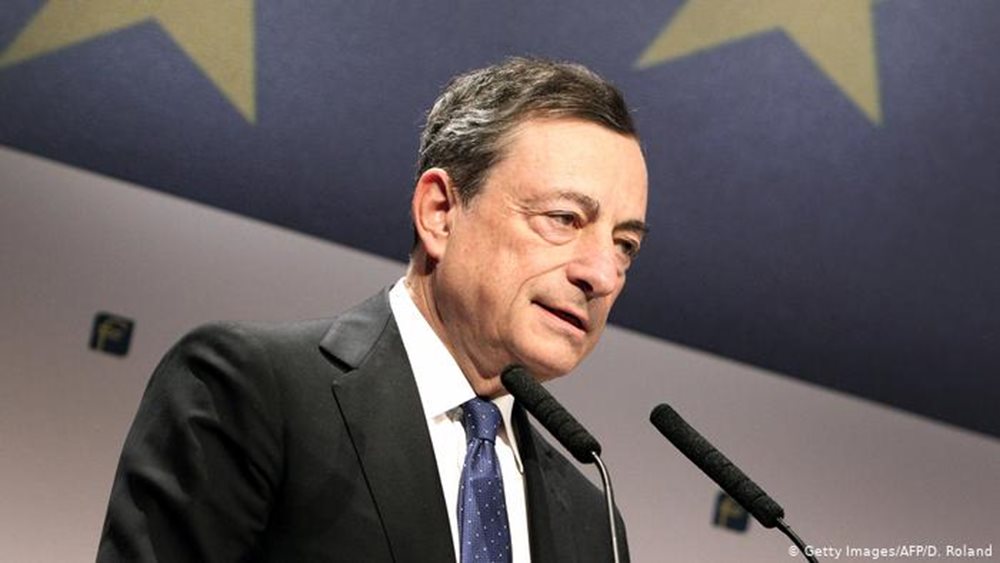 FT: Το δ.σ. της ΕΚΤ ήταν εναντίον της απόφασης Ντράγκι για νέες αγορές ομολόγων