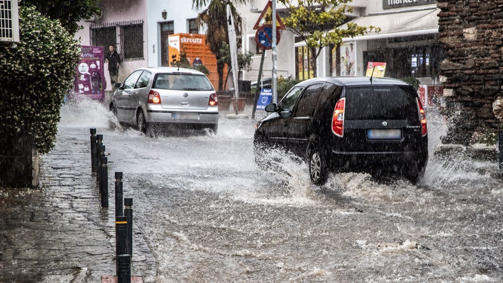 ΕΑΕΕ: Τι πρέπει να γνωρίζουν οι επιχειρήσεις για την υποχρεωτική ασφάλιση έναντι φυσικών καταστροφών