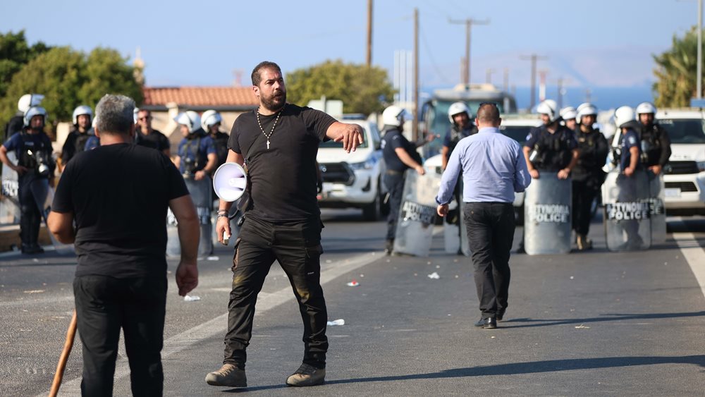 Ηράκλειο: Συνεχίζουν την κινητοποίηση στο ΒΟΑΚ,οι αγροτοκτηνοτρόφοι