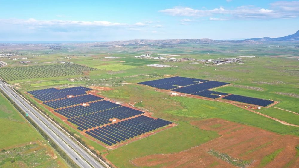 Πρώτη επένδυση σε ΑΠΕ από την HelleniQ Energy στην Κύπρο - Εξαγόρασε δύο φωτοβολταϊκά πάρκα