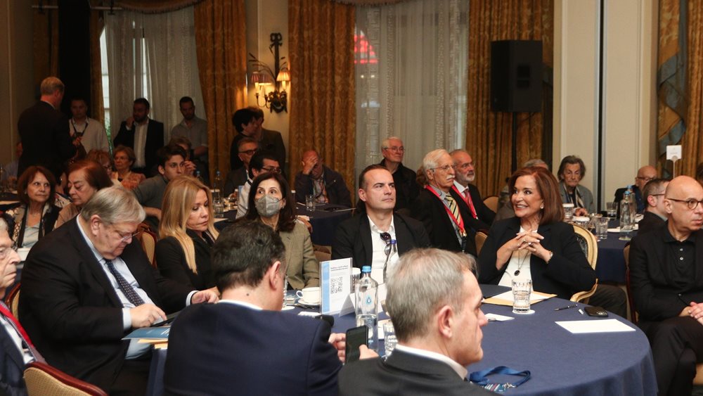 Ντόρα Μπακογιάννη στον Κύκλο ιδεών: Στην εξωτερική πολιτική τα πράγματα είναι σοβαρά - Να υπάρξει διάλογος των τριών κομμάτων που έχουν κυβερνήσει