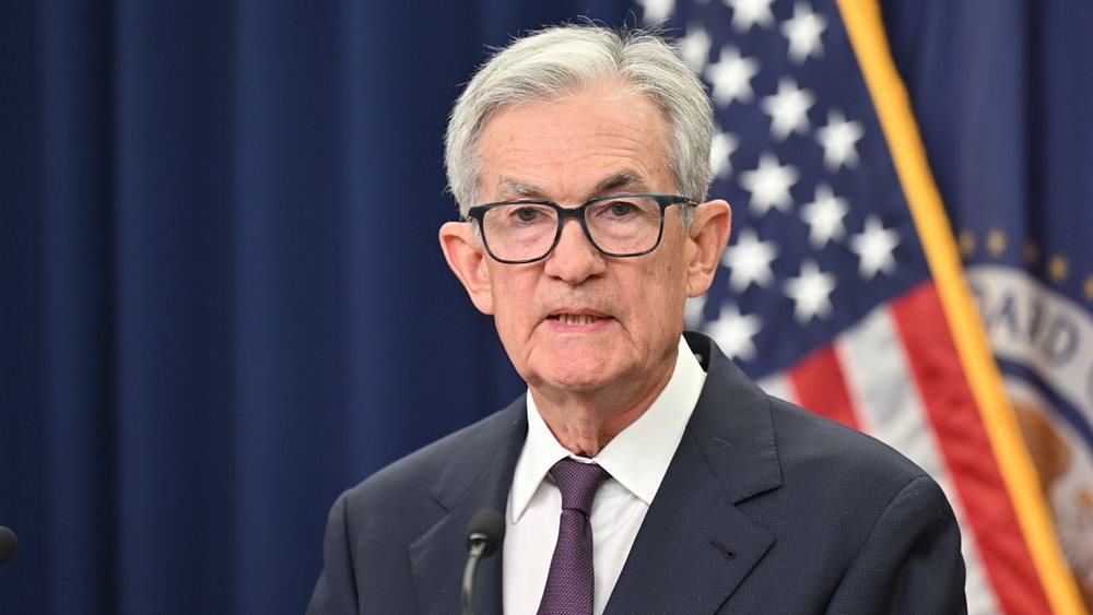 Πάουελ: Σε δύσκολη θέση η Fed - Κίνδυνοι αύξησης του πληθωρισμού και αδυναμίας στην αγορά εργασίας