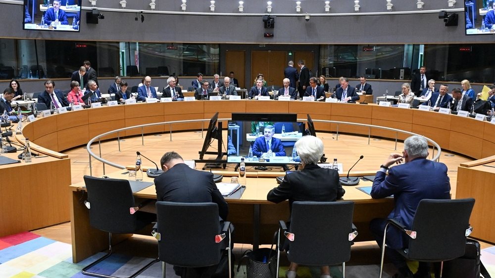 Ο δημοσιονομικός χώρος που δημιουργεί η ρήτρα για τις αμυντικές δαπάνες ως το 2028